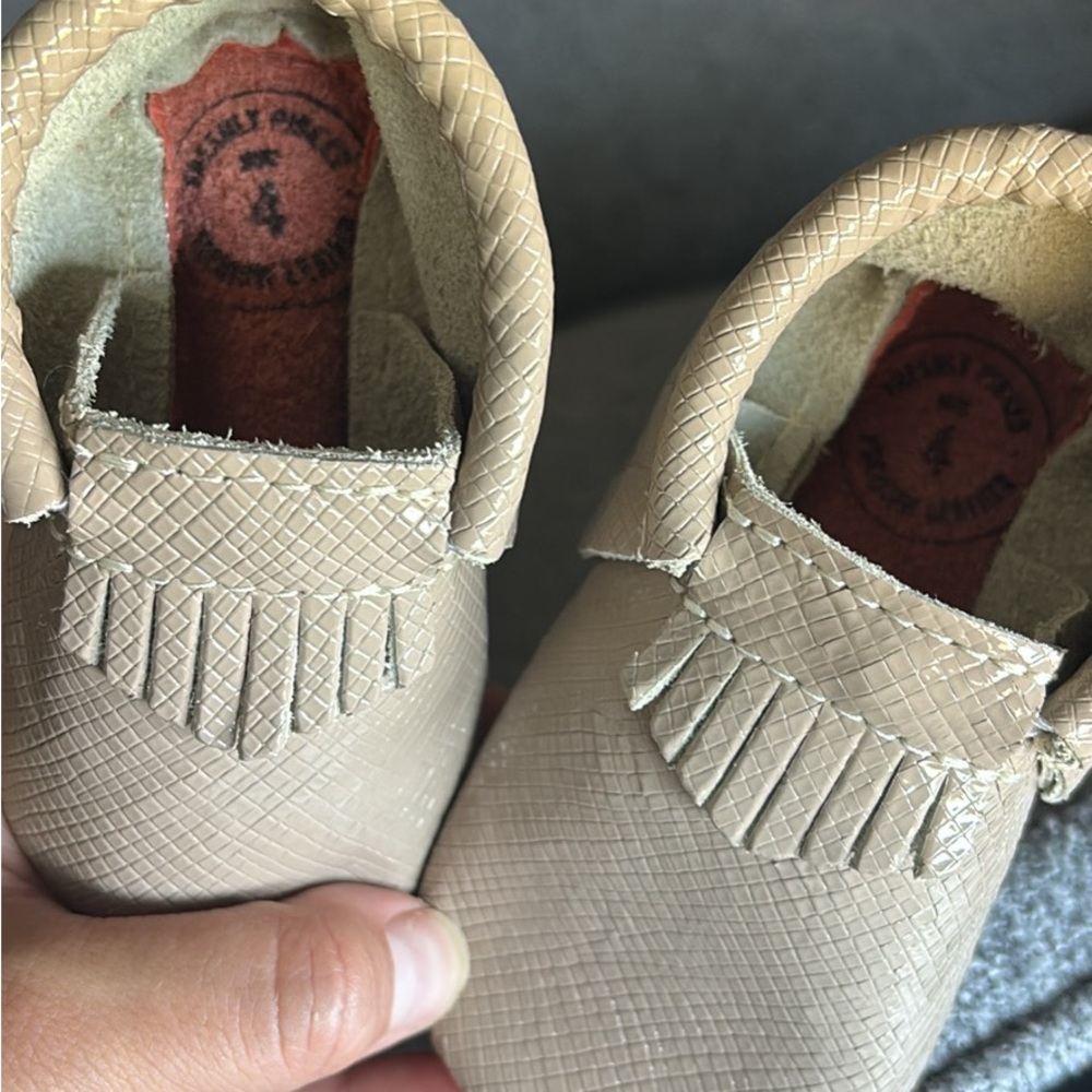 Freshly Picked Tan Moccasins with Fringe Detailing - Picture 3 of 3